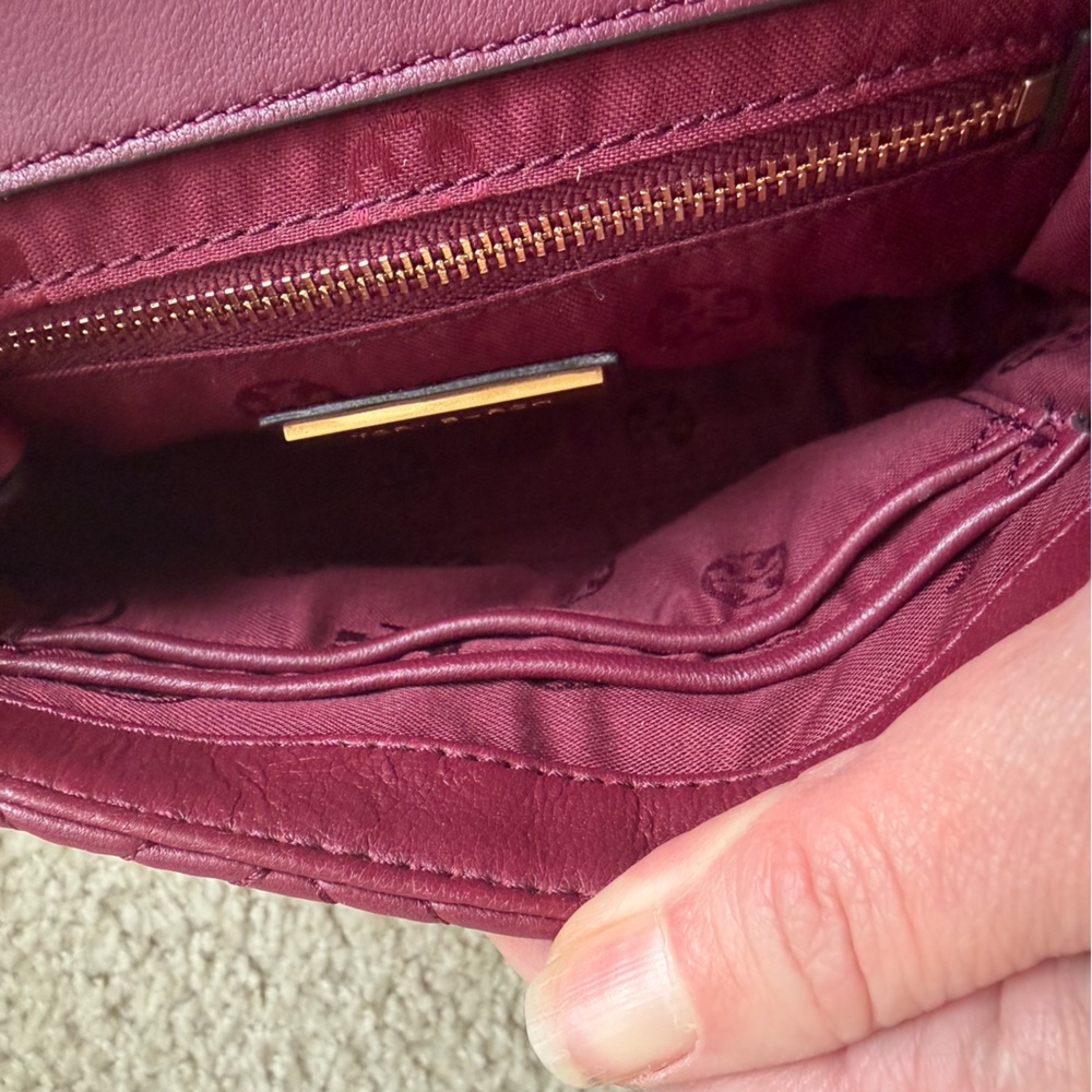 Tory Burch Small Fleming Shoulder Bag /Purse - Picture 9 of 13